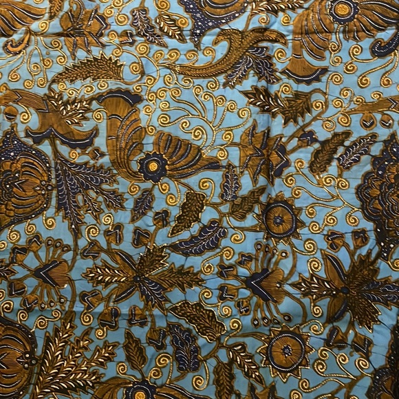 Vintage 1963 Gorgeous Indonesia Long Sarong  Made and purchased in Indonesian - Picture 3 of 5